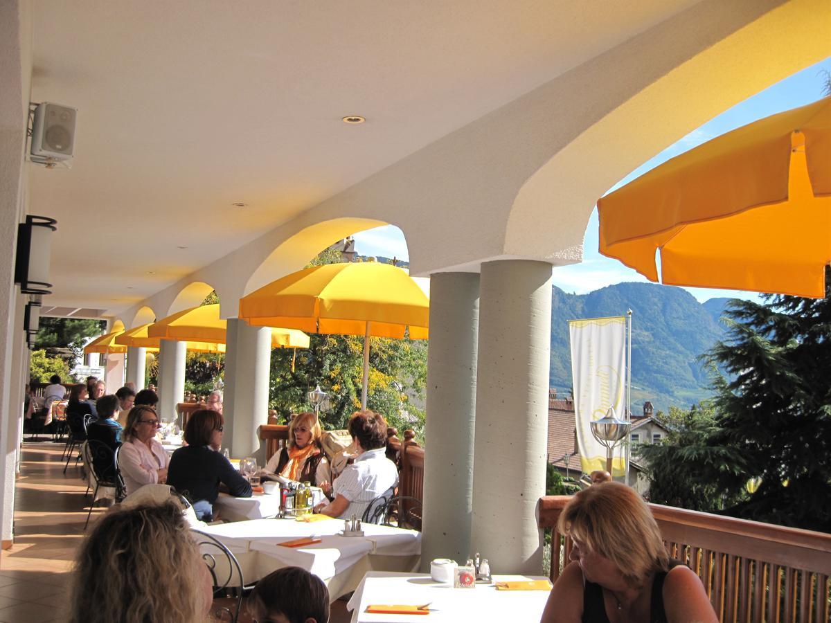 Small Hotel Sonne Tirolo Zewnętrze zdjęcie